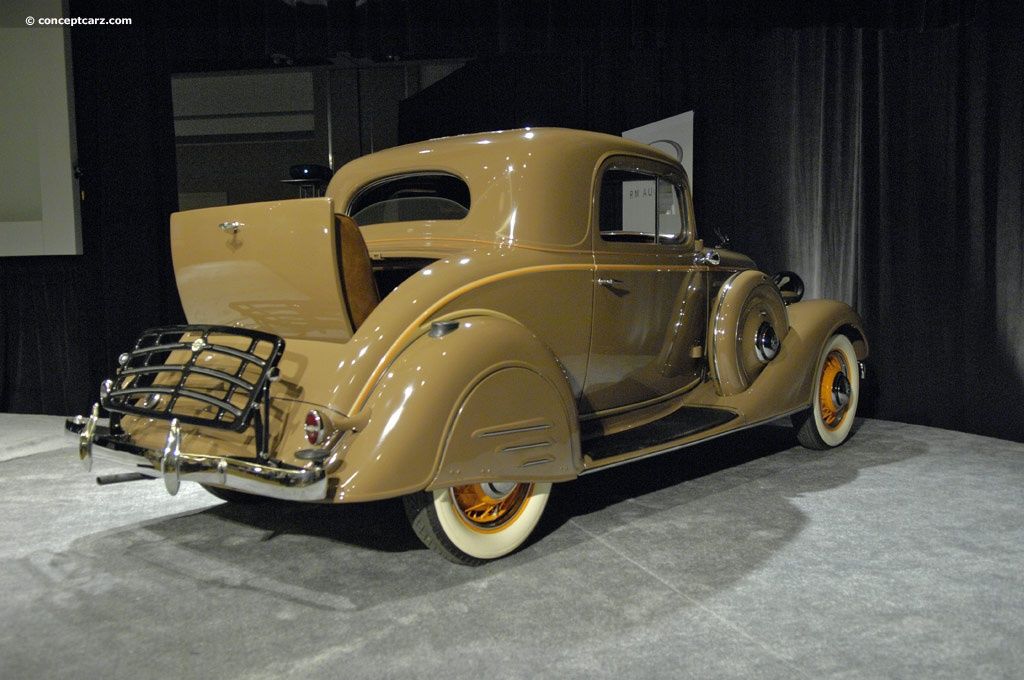 [Linked Image from i1176.photobucket.com]