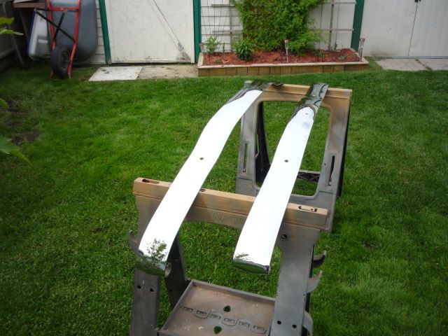 [Linked Image from i1176.photobucket.com]