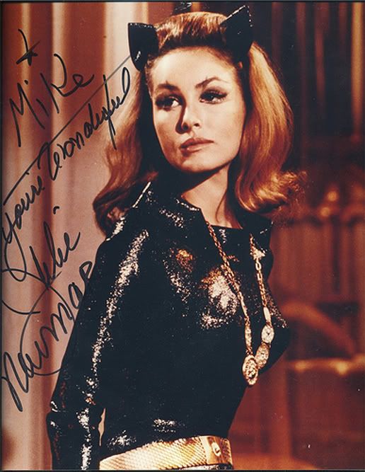 En el dia de la mujer la mejor de las gatitas: Julie Newmar En el dia de la mujer la mejor de las gatitas: Julie Newmar
