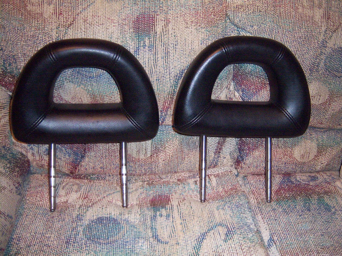 FS 2 Black leather New Beetle headrests VW Vortex Volkswagen Forum