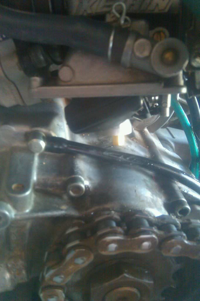 float bowl height issues, i think? Yamaha 2 Stroke ThumperTalk