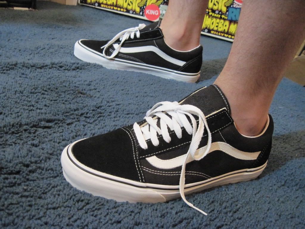 Vans Old Skool Black On Feet Vans Old Skool Black On Feet