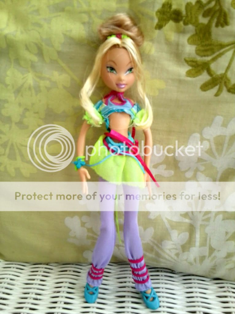 WINX CLUB BEAUTIFUL FLORA BALLERINA DOLL VERY RARE  