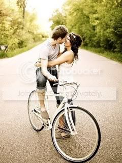 Cute_Couple-1.jpg